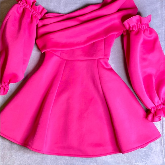 Pink Stlylish Dress - Picture 2 of 3